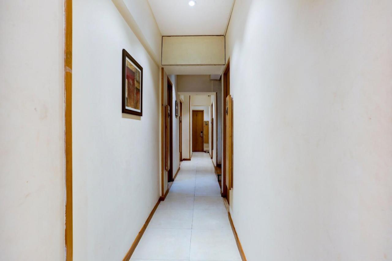 Oyo 81549 Hotel Elegance Nx Mumbai Eksteriør bilde