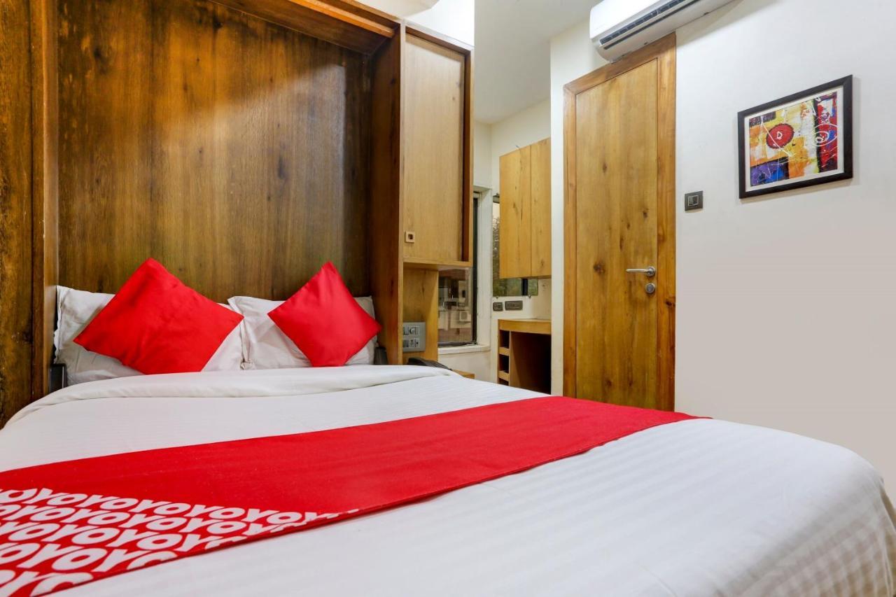 Oyo 81549 Hotel Elegance Nx Mumbai Eksteriør bilde