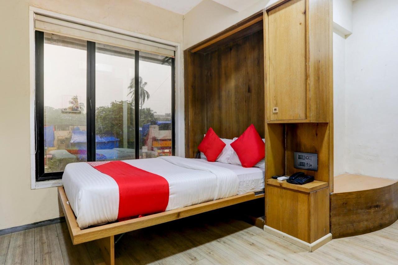 Oyo 81549 Hotel Elegance Nx Mumbai Eksteriør bilde